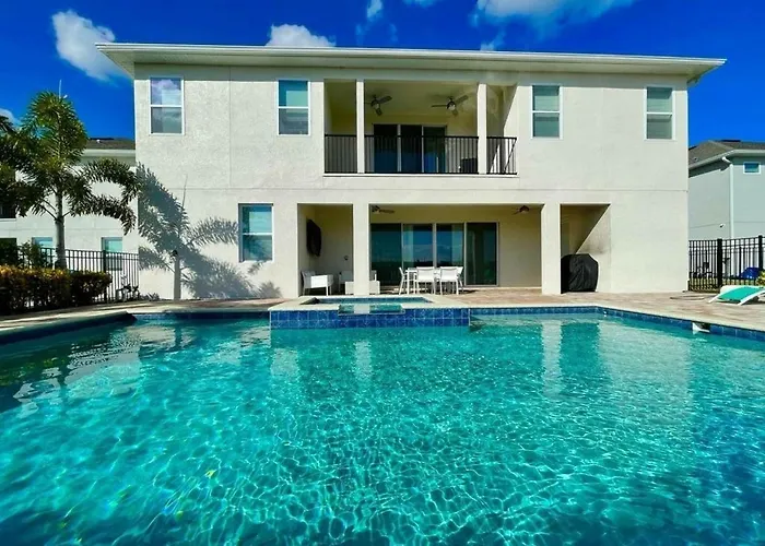 Epic 12-Bed -The Entertainment Paradise